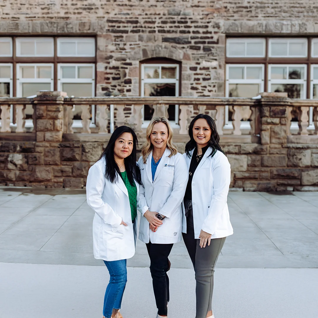 veterinarian veterinarian team